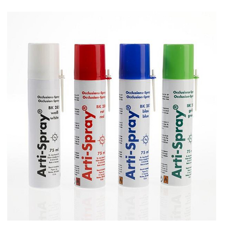 Arti-Spray de Bausch est un indicateur coloré en évidence des frictions et contacts occlusaux.  Vaporiser à 3 ou 5 cm pour créer une couche fine (blanc, rouge, bleu ou vert). Elimination à l'eau.  Spray de 75 ml.  Disponible en 4 types :  BK 285 Blanc BK 286 Rouge BK 287 Bleu BK 288 Vert