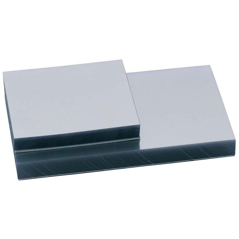 Blocs en PVC transparentes.  Propriétés :  Feuilles très solides : ne se déchirent pas. Pas de pénétration de liquide dans la feuille de PVC. Base antidérapante qui permet de maintenir le bloc pendant la spatulation. Dispositif médical de classe I. Fabricant : CFPM.  Le bloc de 100 feuilles : Dimensions 7 x 8 cm   Le bloc de 100 feuilles : Dimensions 14 x 8 cm