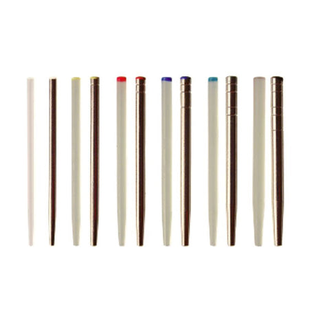Système de clavettes Calcinables cylindro-coniques. Longueur : 22 mm  Dispositif médical de classe l.   La boîte de 20 clavettes Calcinables  T=0 Blanc diamètre 1,15 mm T=1 Jaune diamètre 1,25 mm T=2 Rouge diamètre 1,35 mm T=3 Bleu diamètre 1,45 mm T=4 Vert diamètre 1,55 mm T=5 Noir diamètre 1,65 mm